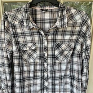 Torrid Black and White Plaid Button Down Shirt